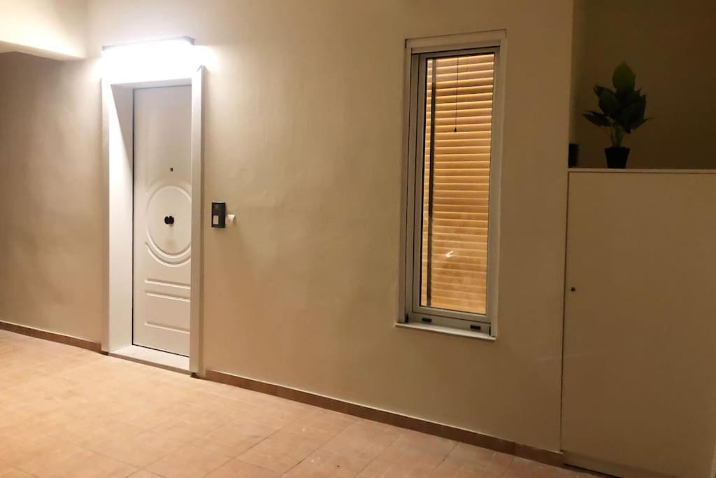 The Big Little One. Stylish & Convenient Apartment Ираклион Экстерьер фото